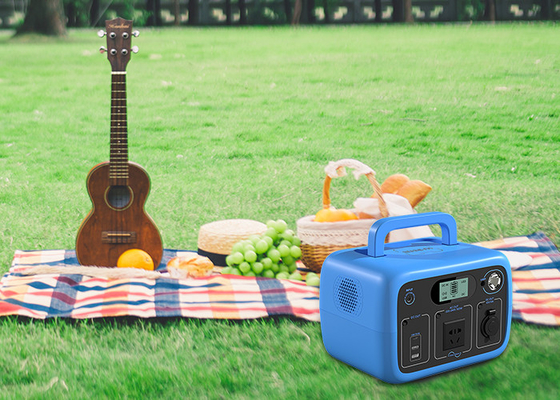Tragbares Outdoor-Netzteil 300 W AC-Ausgangsleistung 300 Wh Kapazität Outdoor-Campingstall-Energiespeicher-Netzteil